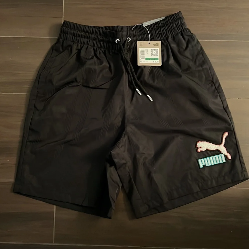 NWT PUMA Fandom Shorts Big Kids